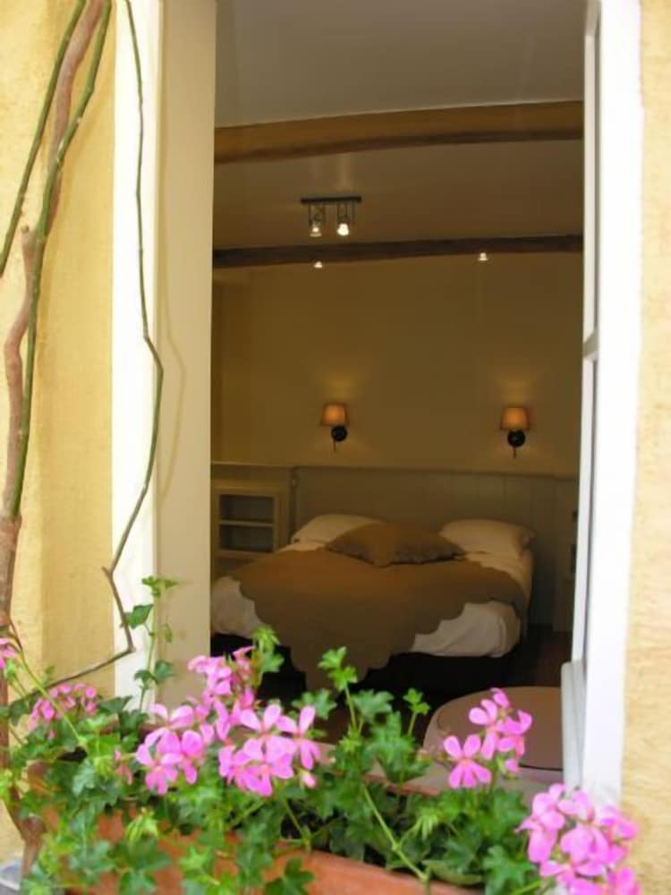 Double or Twin Room photo 1