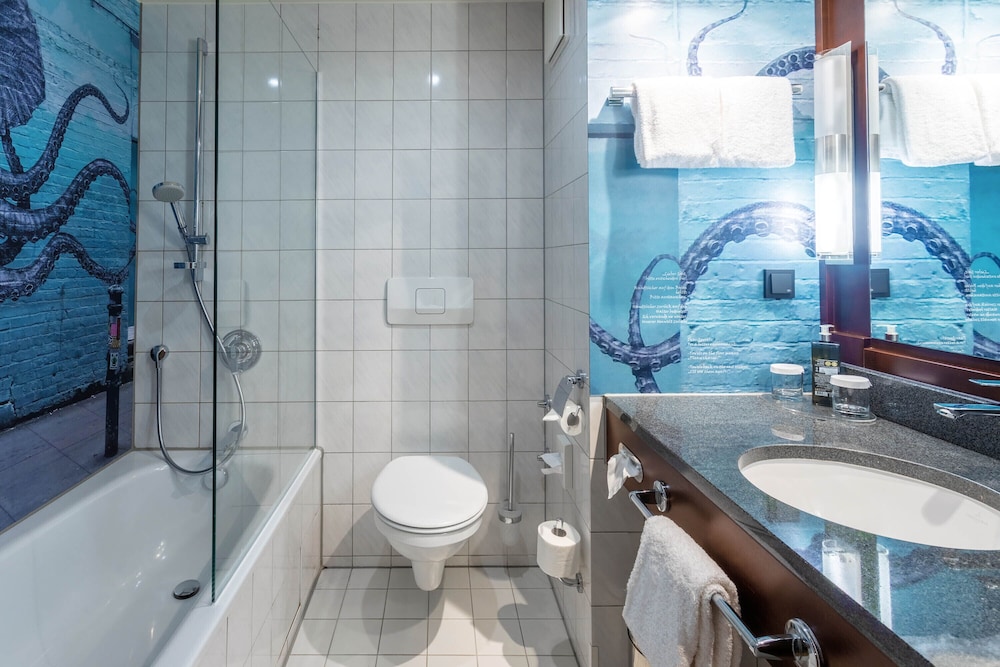 Standard Double Room - Photo 8