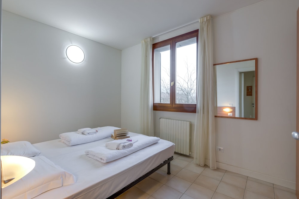 Standard Apartment, 1 Bedroom, Beachside (Porto Letizia Chopin 10)