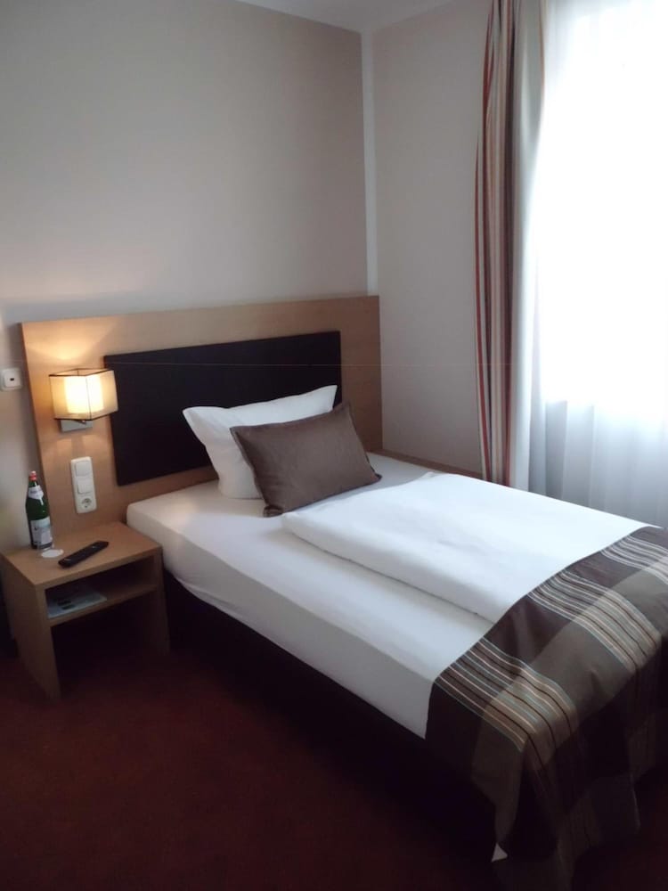 Standard Single Room photo 3