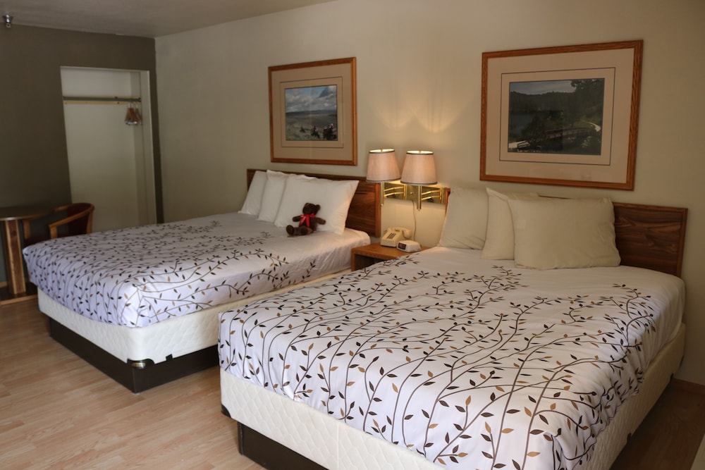 Standard Room, 2 Queen Beds, Accessible