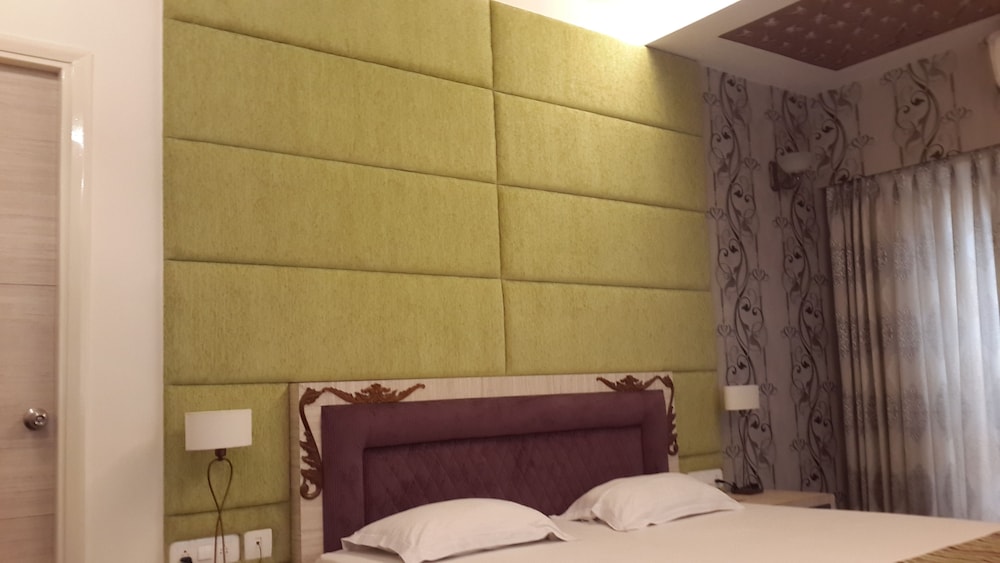 Executive Room, 1 Double Bed - Photo 3