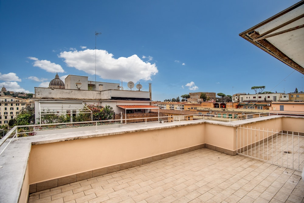 Deluxe Double or Twin Room, Terrace