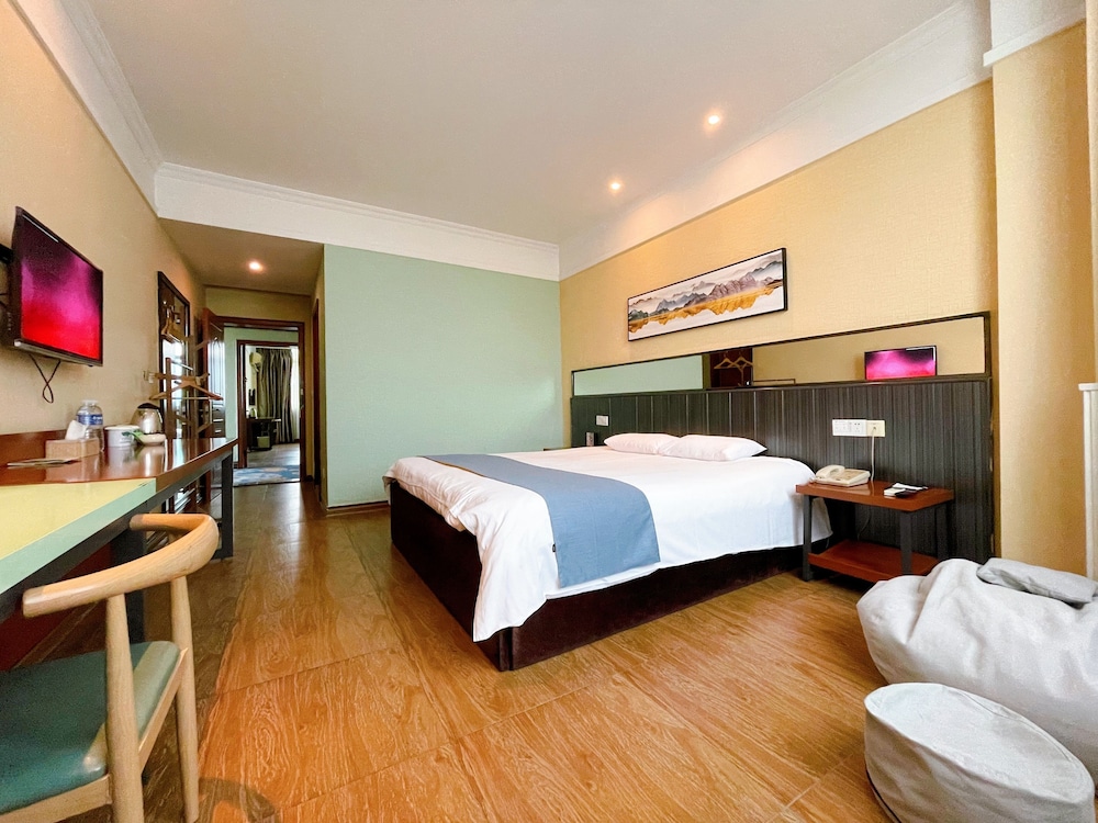 Comfort Double Room, 1 Queen Bed photo 2