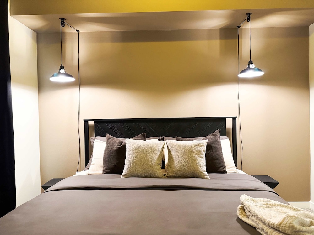 Stylish Getaway W Pool GYM Parking 10 Min to Cedar, Billede 55