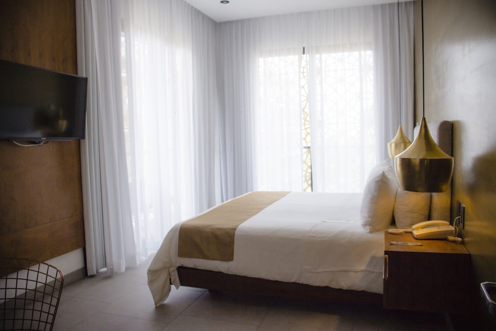 Suite with Balcony