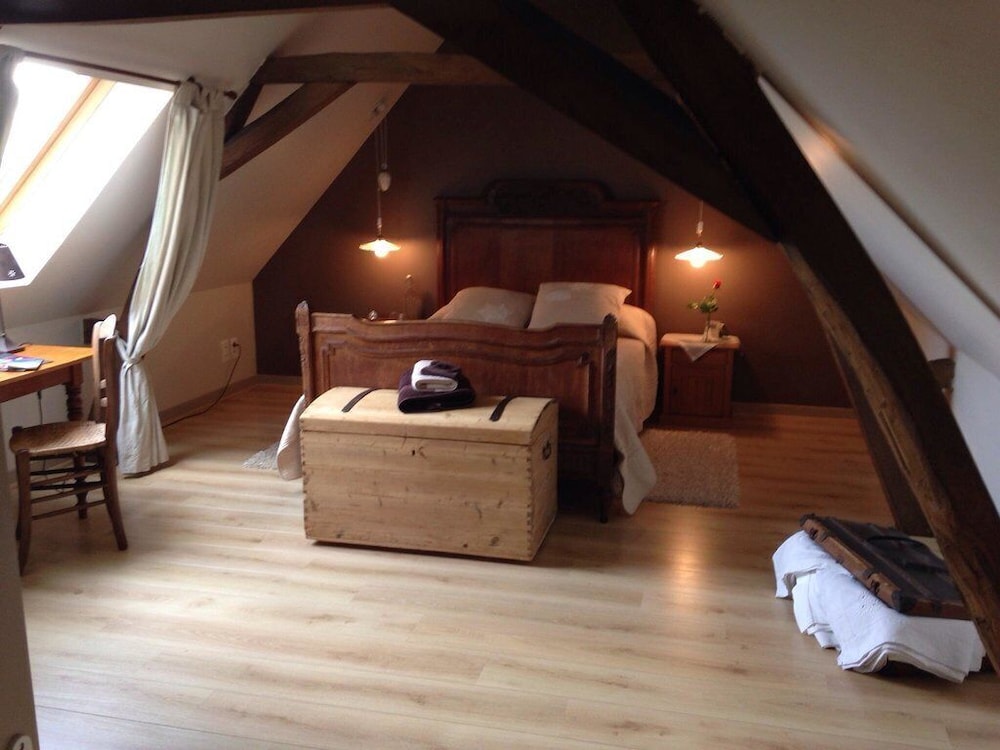 Room (Mont Cassel) photo 1