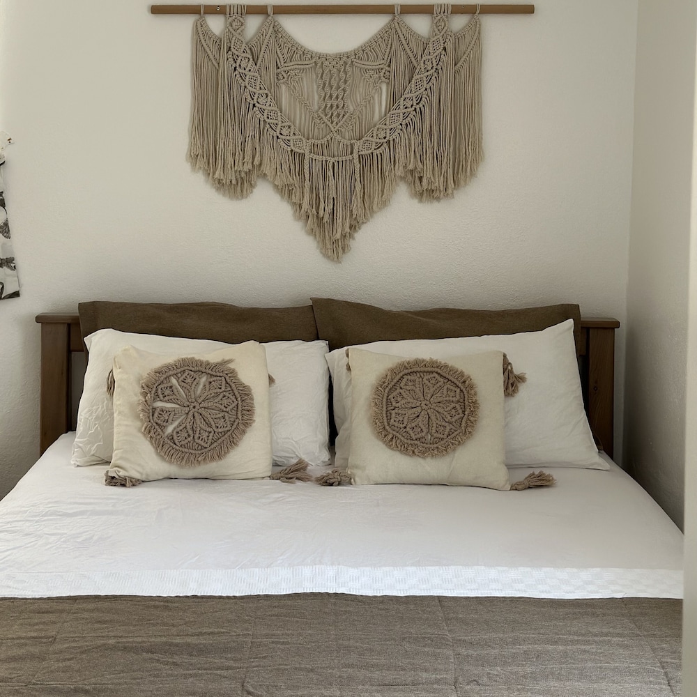 Standard Quadruple Room - Photo 10