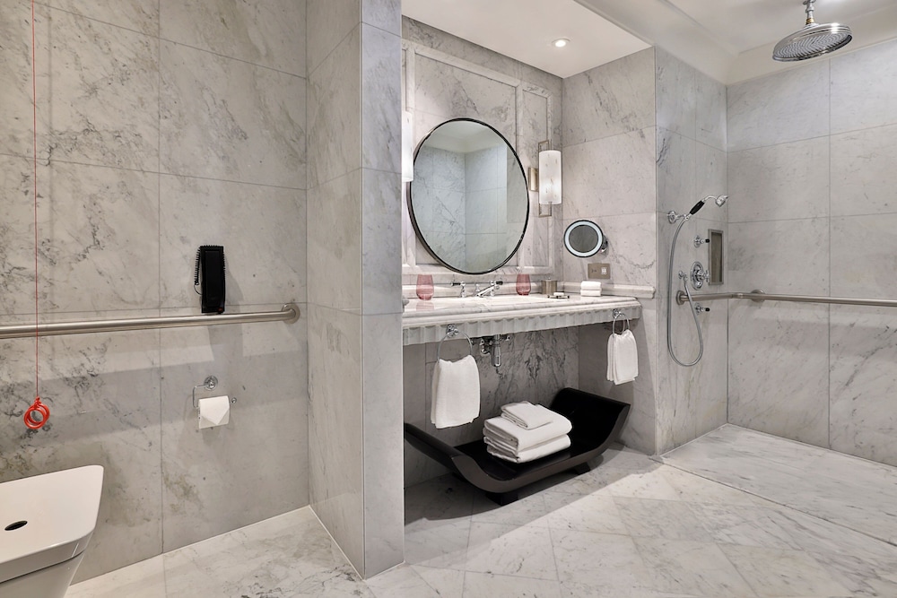 The Amiri Suite - Photo 6