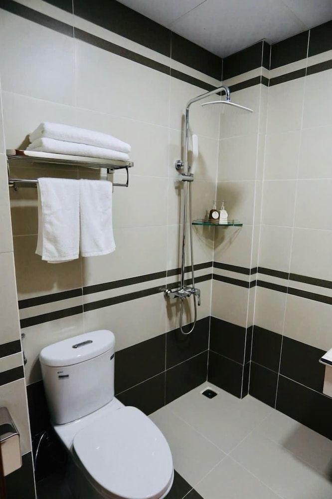 3 Bedroom Executive Apartment - Photo 7