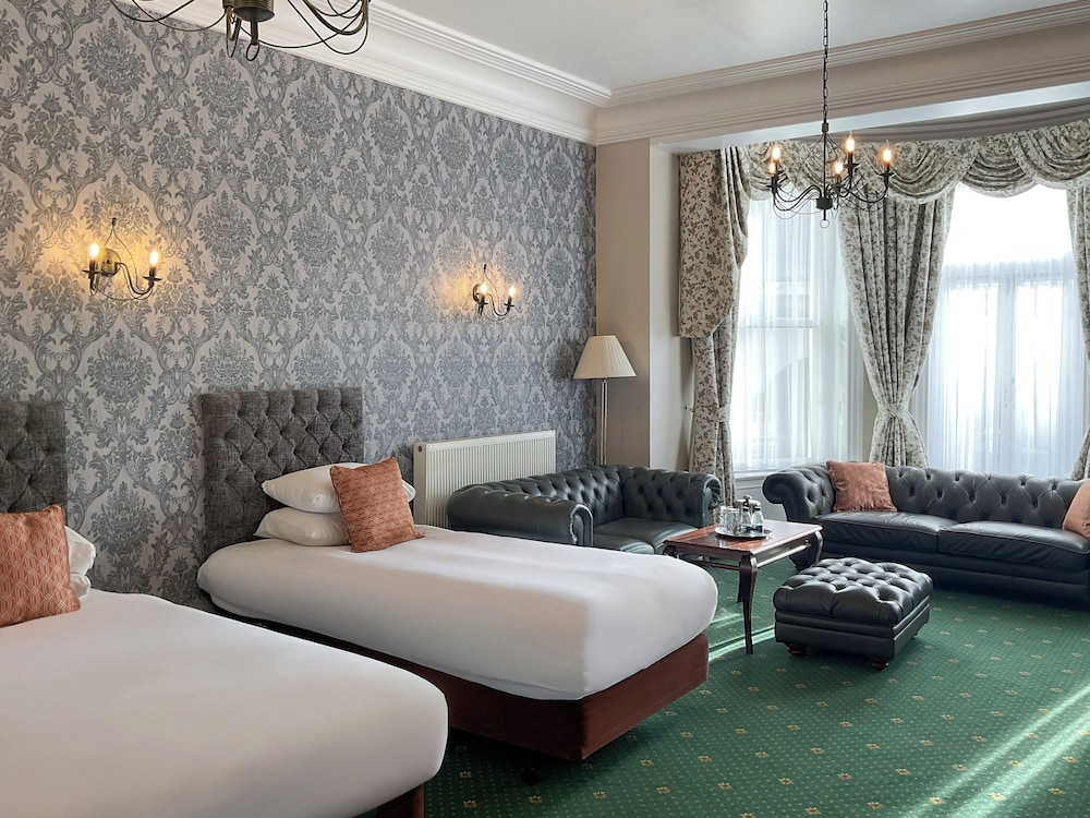Suite - Photo 3