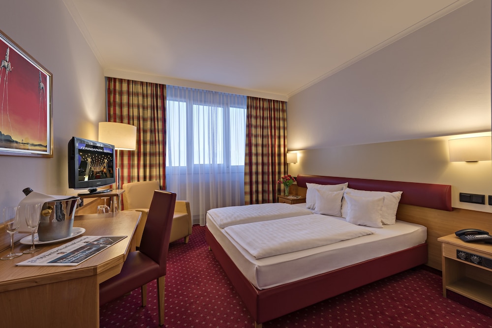 Basic Double Room