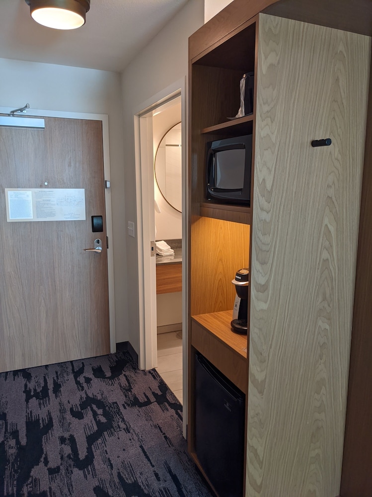 Room, 2 Queen Beds - Photo 2