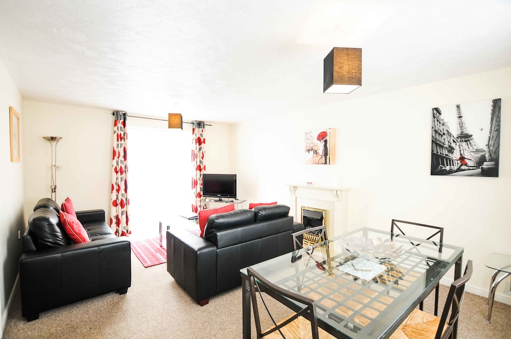 Superior Apartment, 2 Bedrooms - Photo 1