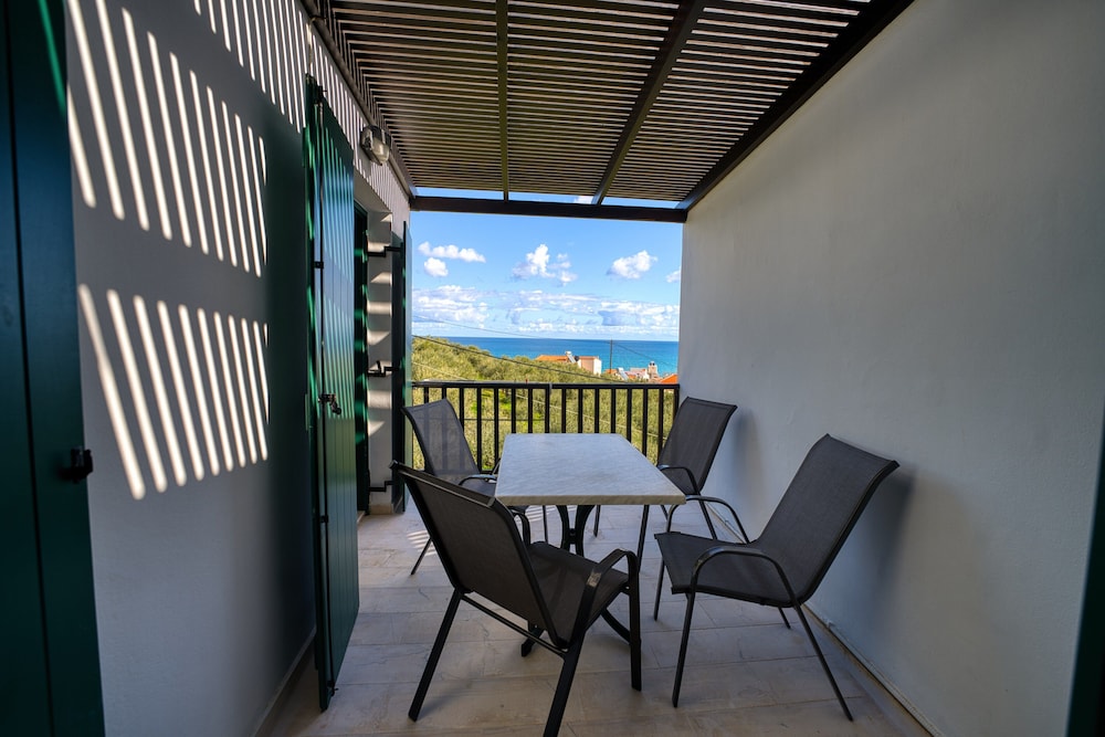 Superior Apartment photo 3