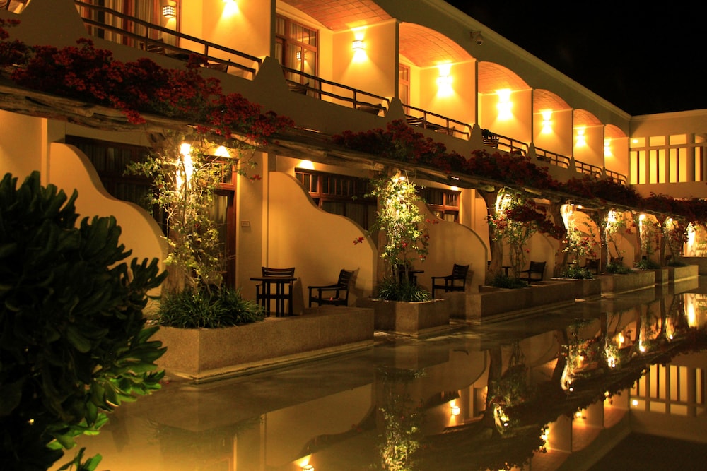 Superior Suite, Pool Access, Sea View - Photo 3
