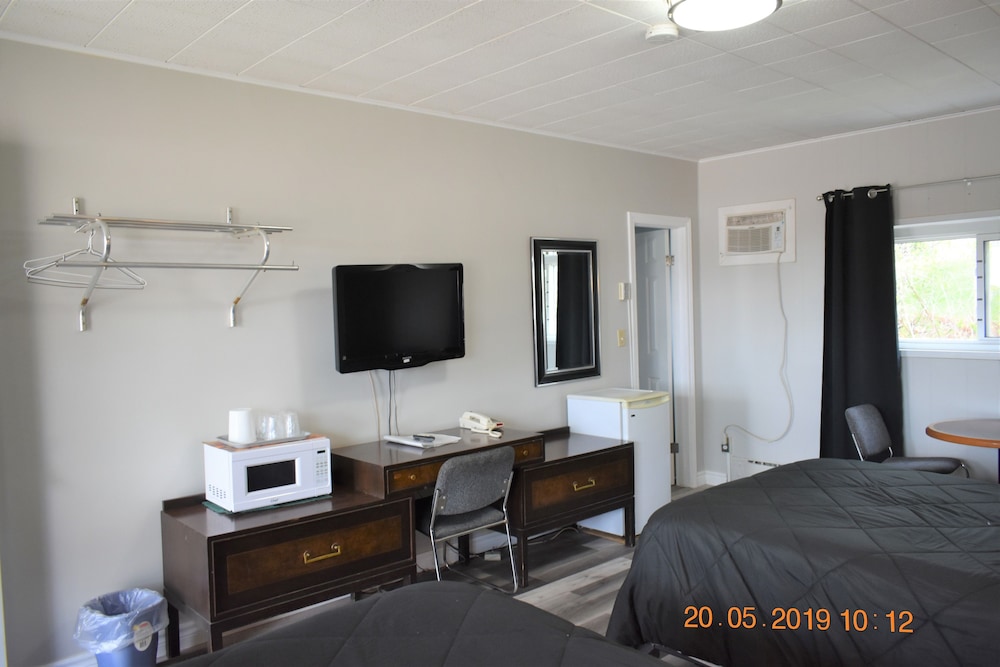 Standard Room, 2 Double Beds photo 1