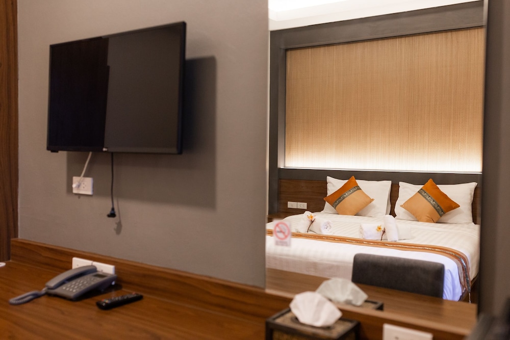 Standard Double Room - Photo 13