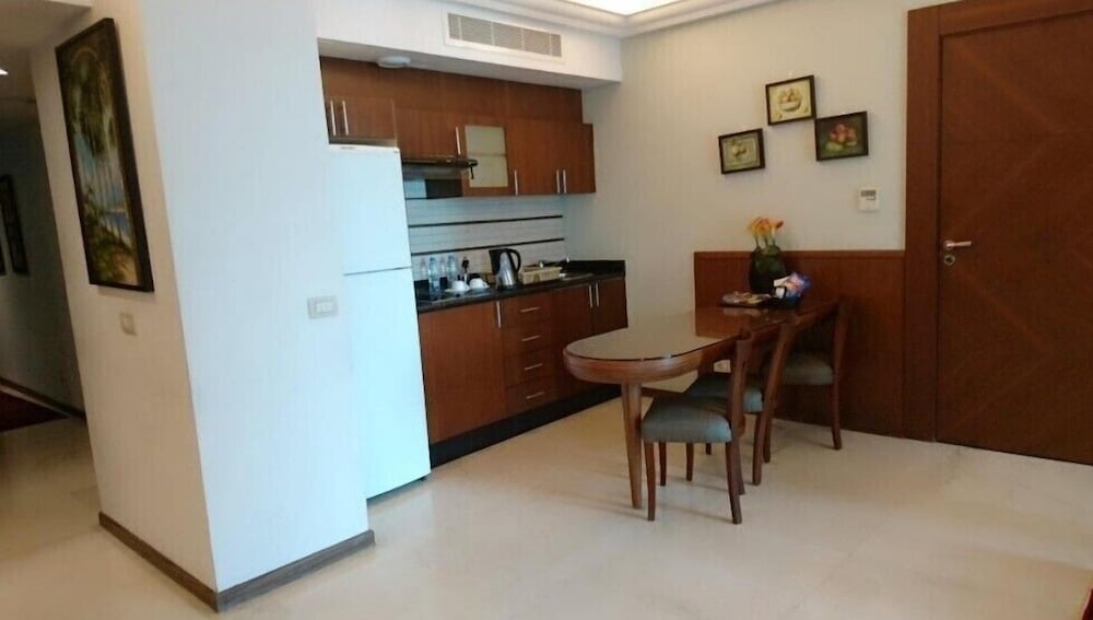 Executive Suite photo 3