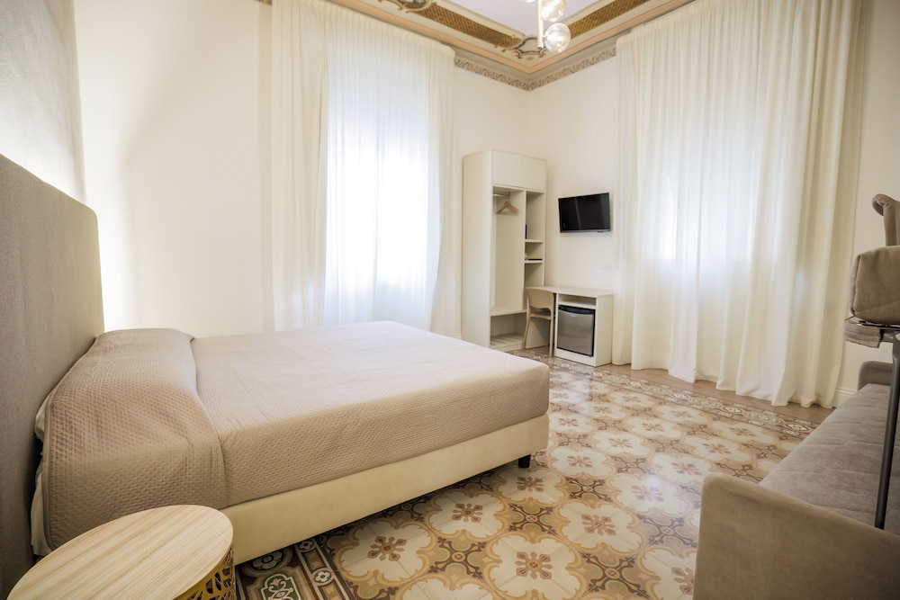 Superior Double or Twin Room photo 3