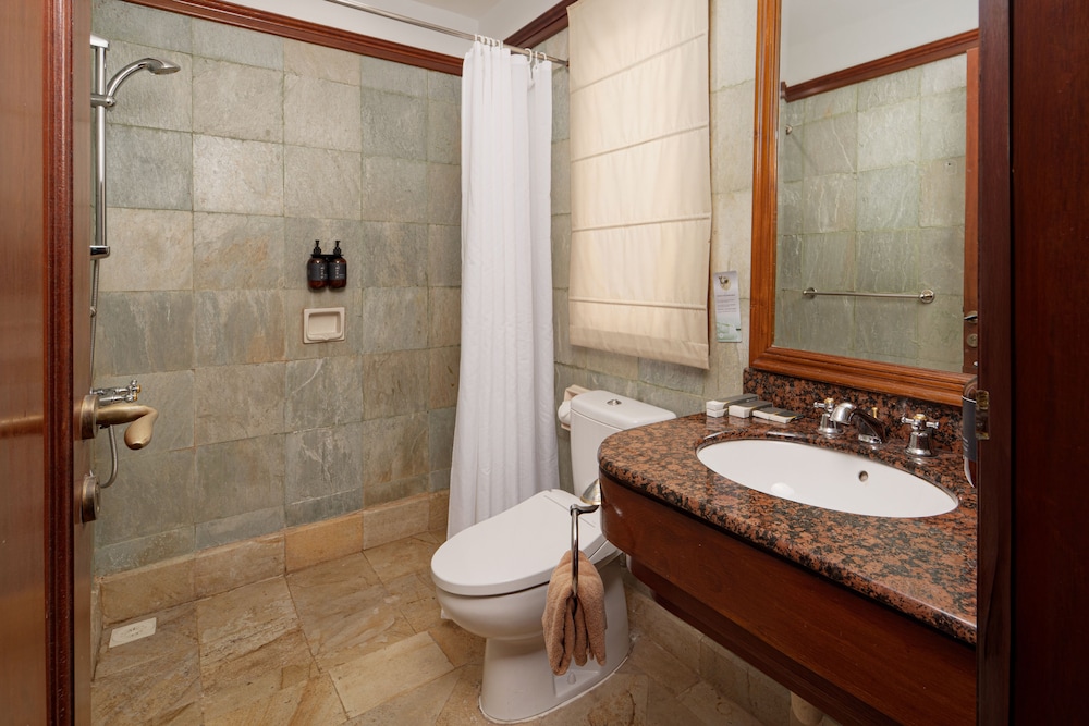 3-Bedroom Sea Front Private Pool villa photo 3