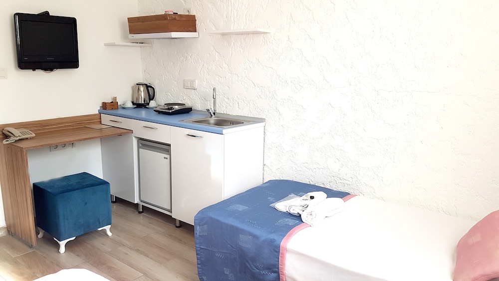 Luxury Double or Twin Room, 1 Bedroom, Accessible, Kitchenette photo 2