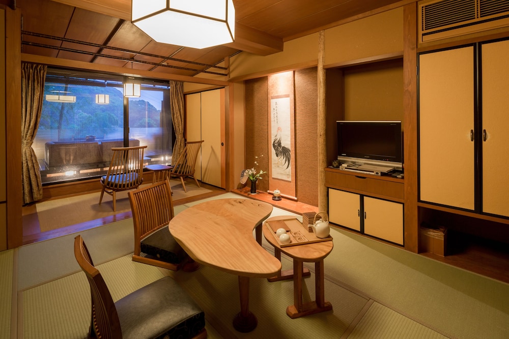 201 Kochou, Ocean View photo 3