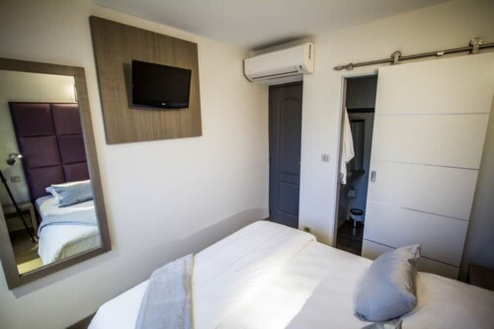 Quadruple Room, 2 Bedrooms