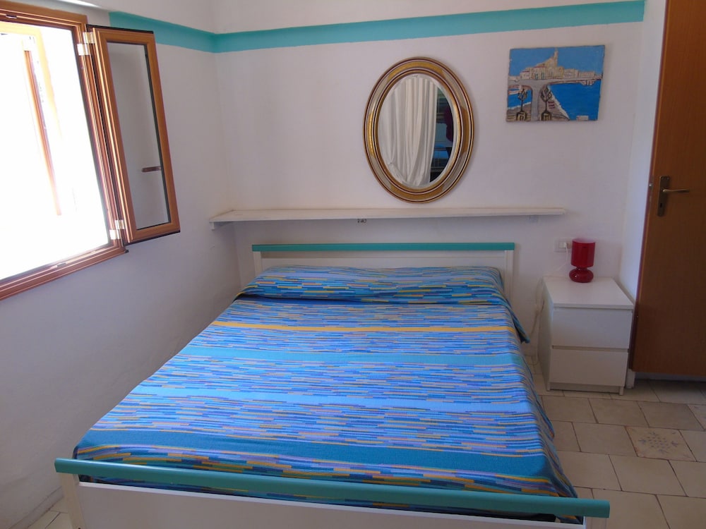 Standard Apartment, Kitchenette, Garden View