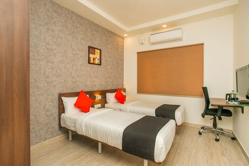 Classic Double or Twin Room - Photo 6