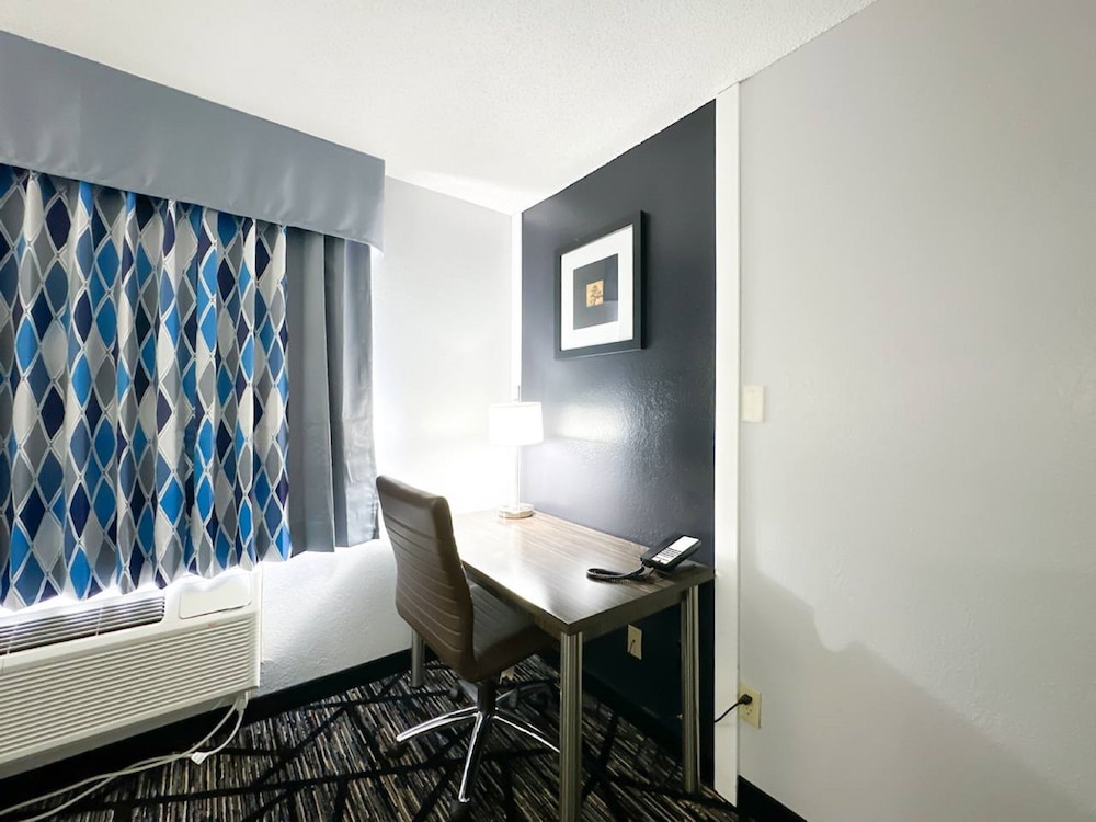Room, 1 King Bed, Accessible, Non Smoking