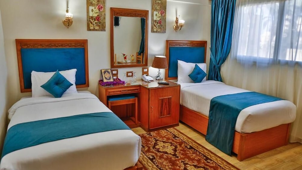 Standard Double or Twin Room photo 1