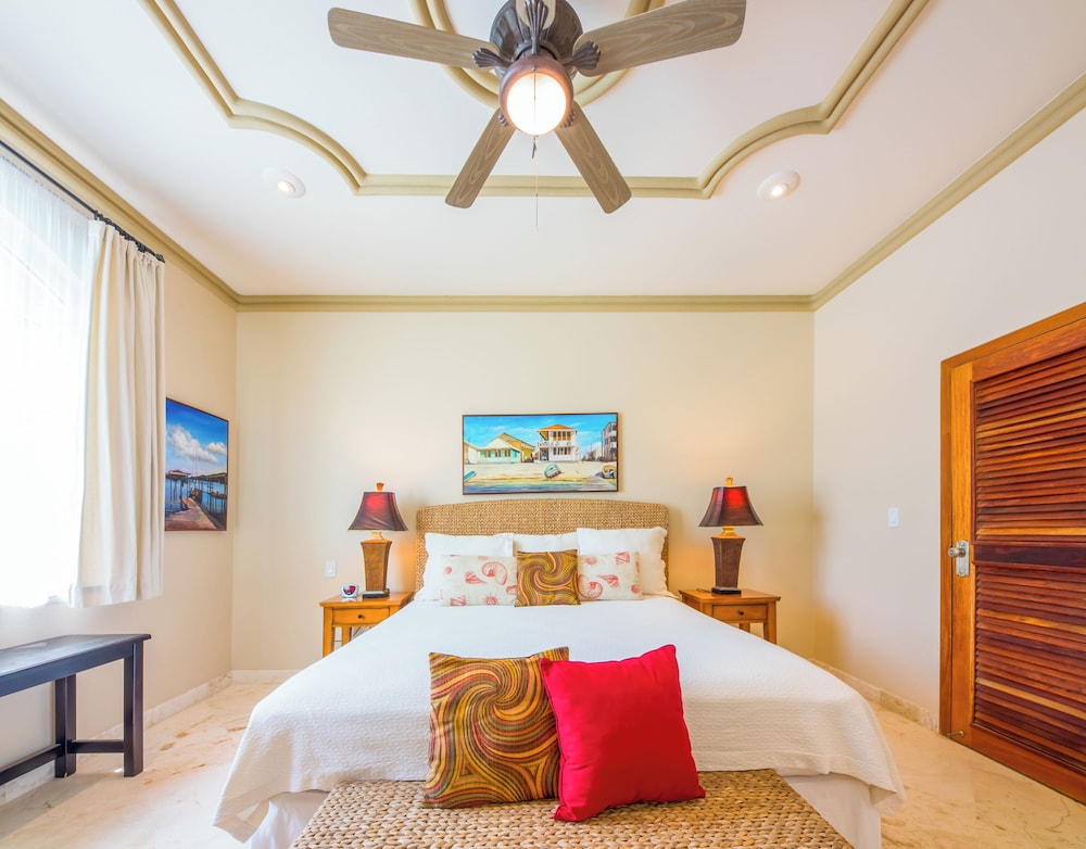 Beach Front Brushstrokes Villa 2 Bedroom