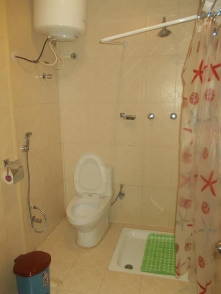 Standard Twin Room photo 3