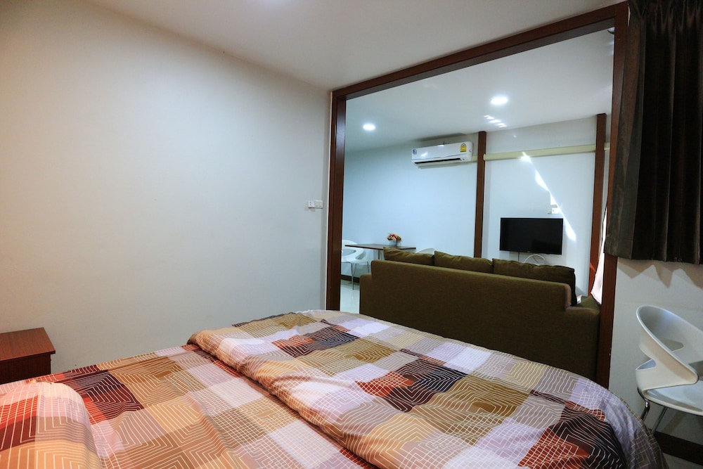 Standard Room, 1 Double Bed, Non Smoking photo 2
