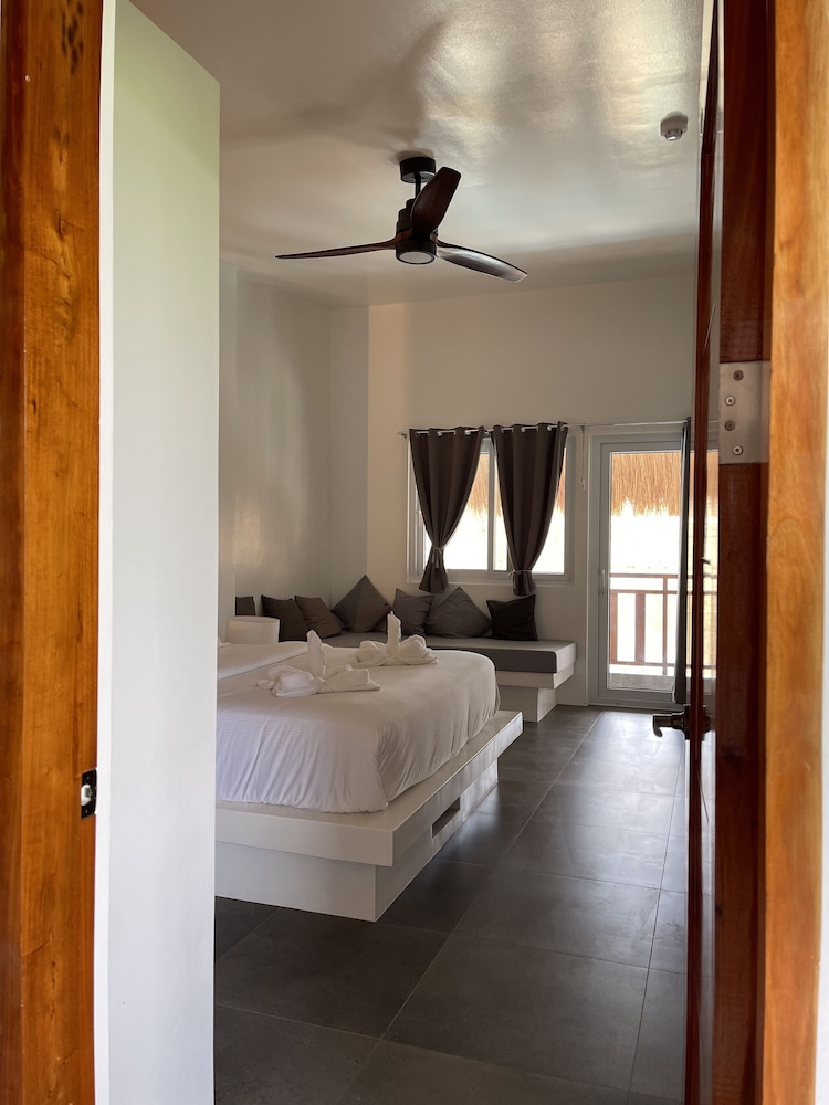 Deluxe Triple Room - Photo 4
