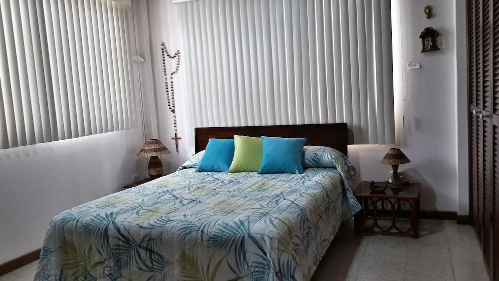 Classic Triple Room, 1 Queen Bed With Sofa Bed, Private Bathroom, Courtyard View photo 1