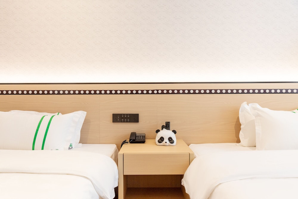Standard Twin Room photo 2