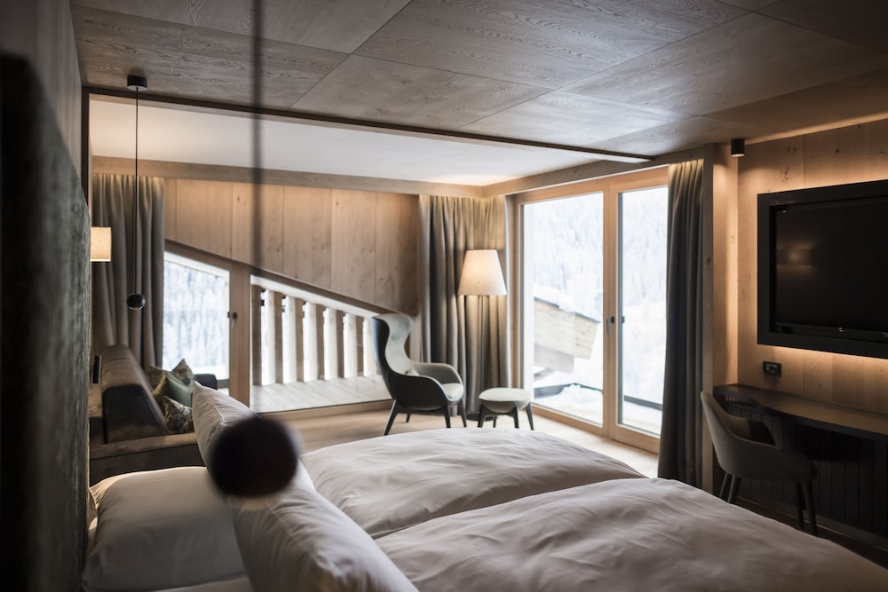 Exclusive Suite photo 1