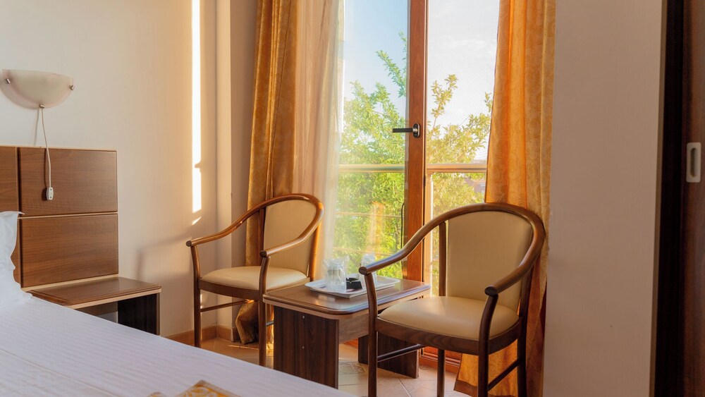 Double Room, Garden View photo 2