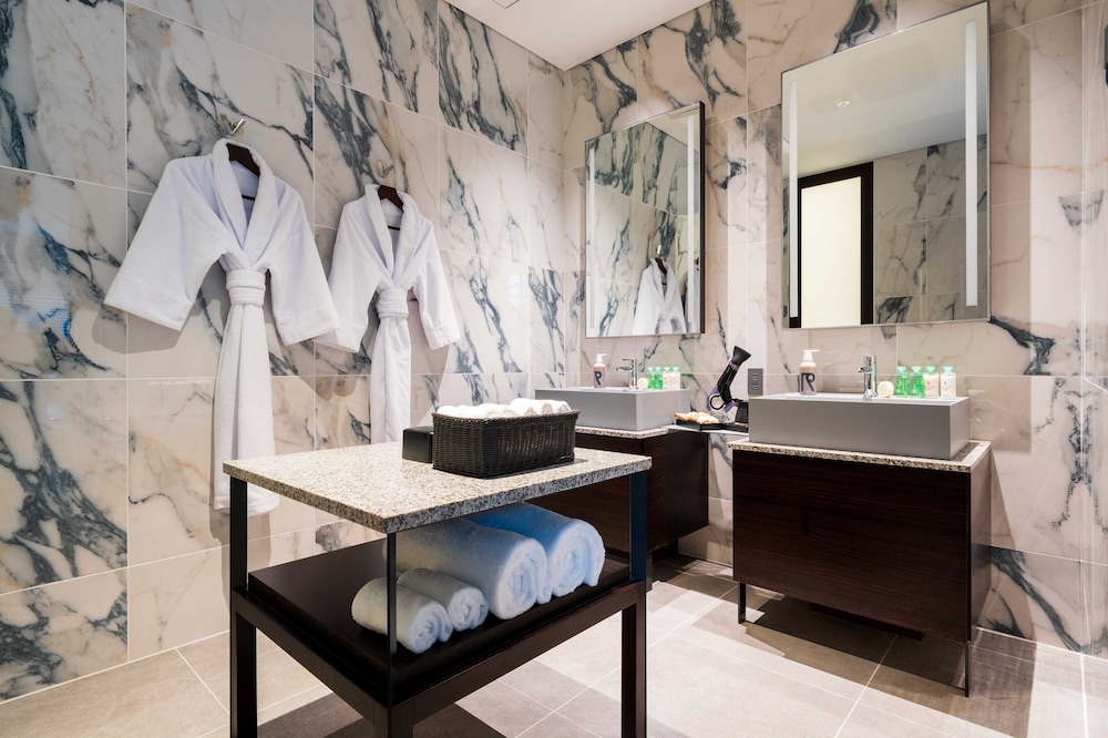 Premier Suite photo 3