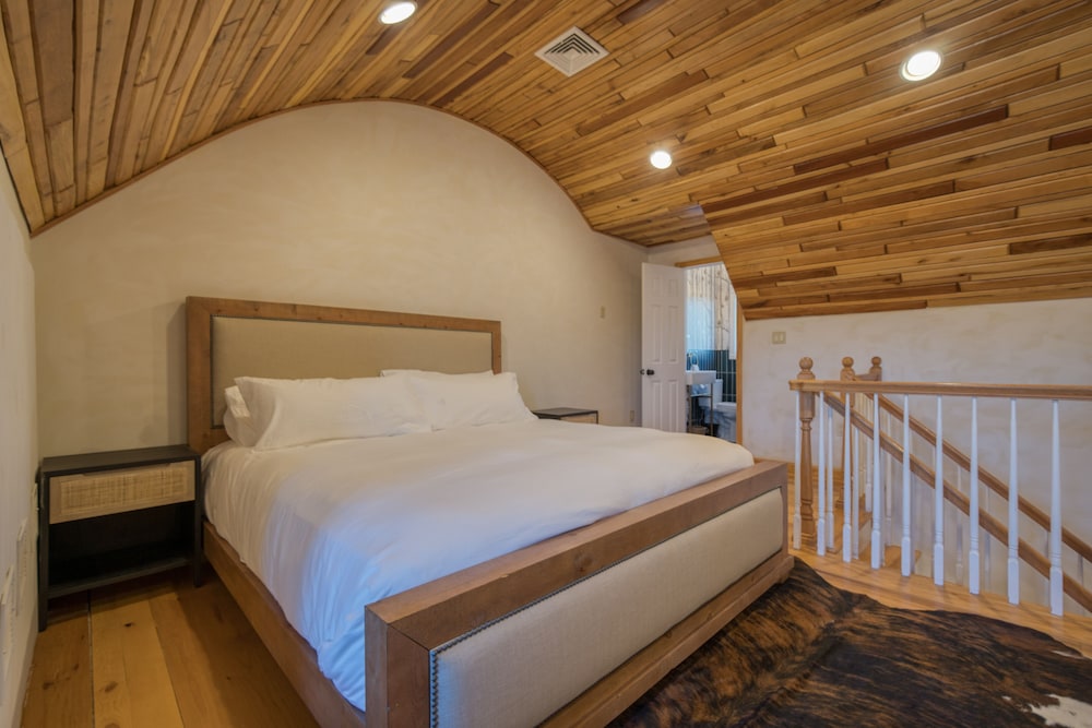 Deluxe Duplex, Housekeeping, Mountainside photo 2