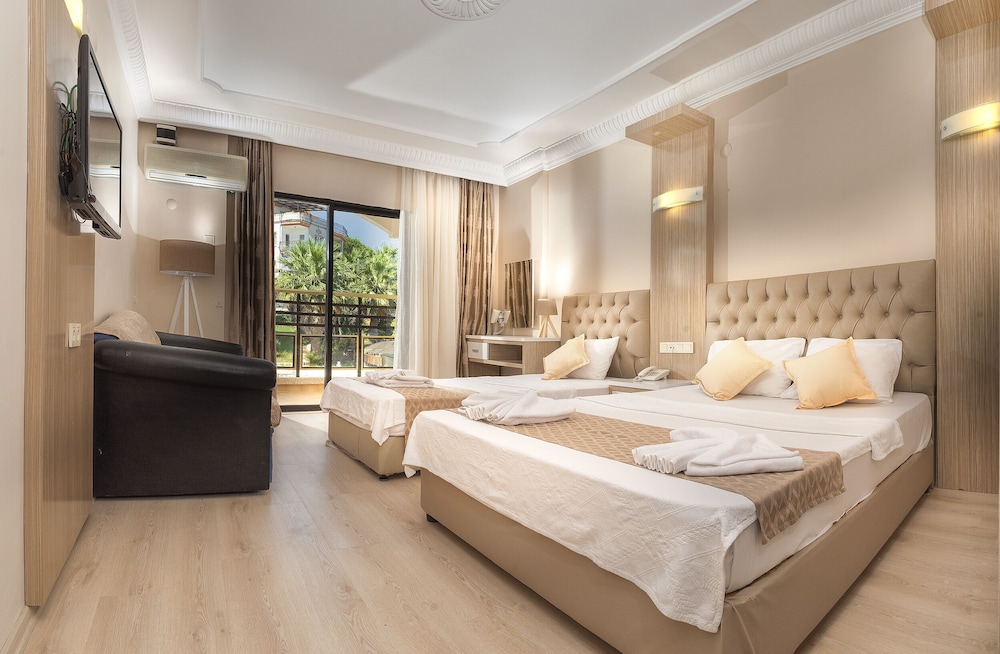 Standard Room photo 2