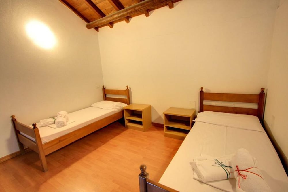 Comfort Triple Room, Private Bathroom