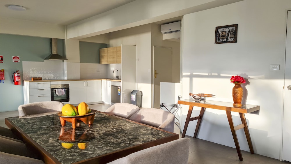 1-Bedroom Deluxe Seafront photo 2