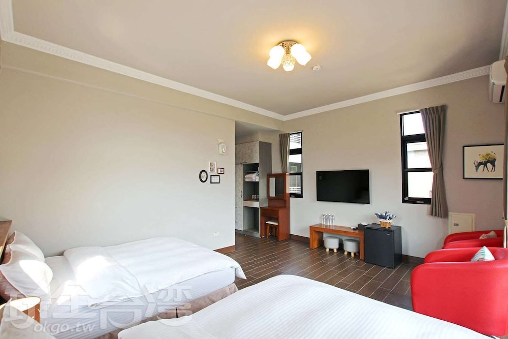 Classic Quadruple Room photo 2