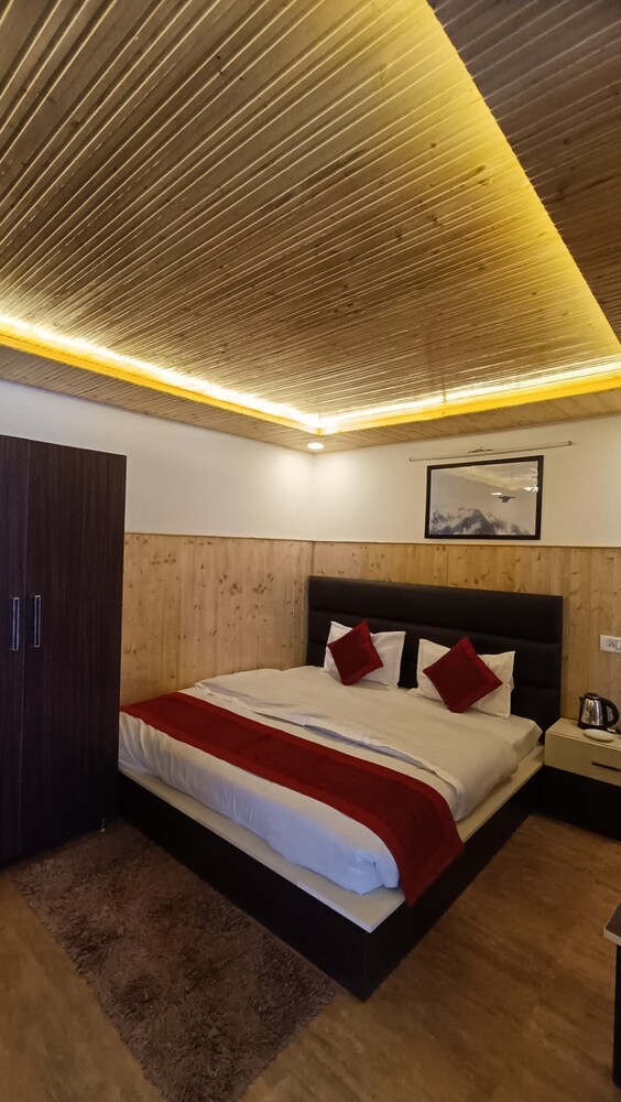 Premium Room - Photo 3