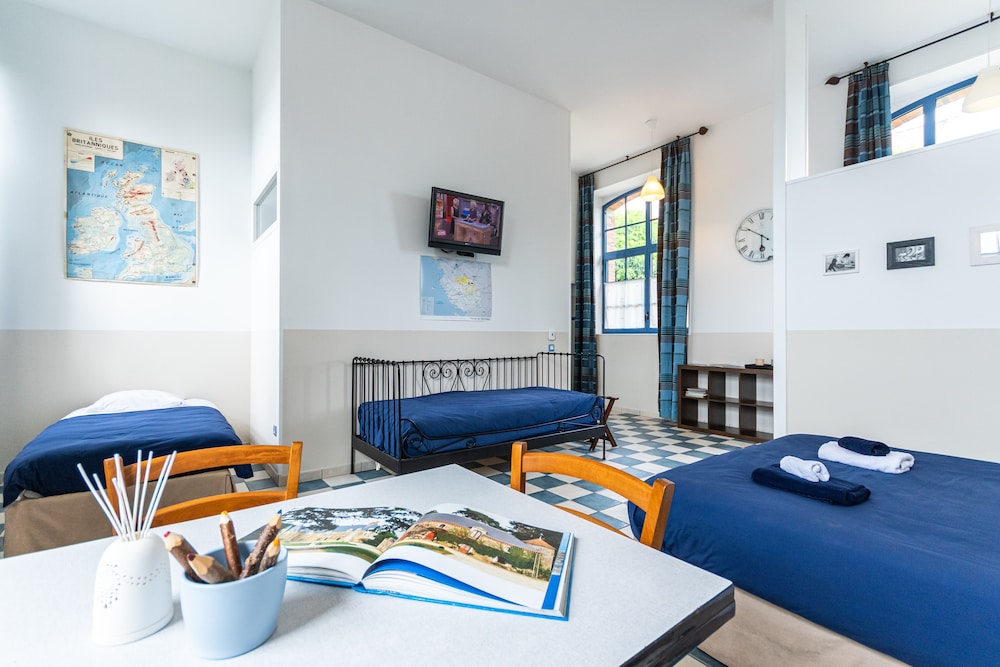 Family Quadruple Room, 1 Bedroom, Non Smoking, Garden View (AU CLAIR DE LA LUNE) photo 1