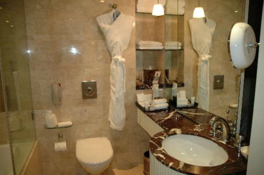 Royal Club Room - Photo 4