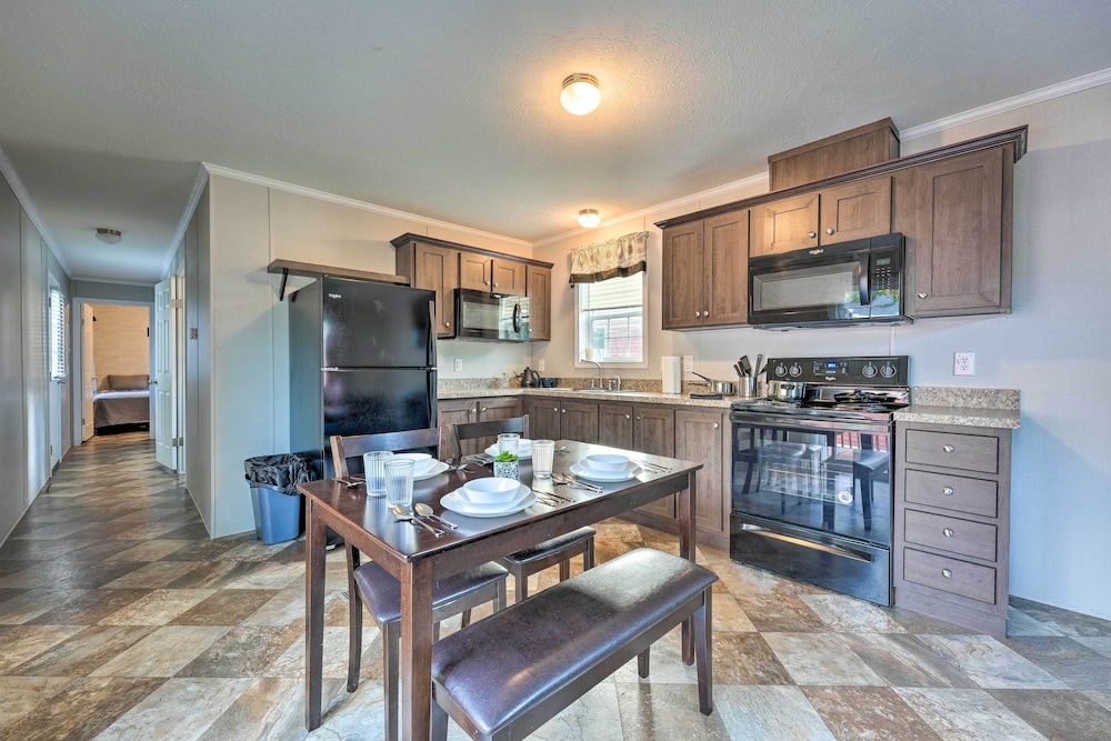 House (2 Bedrooms) photo 2
